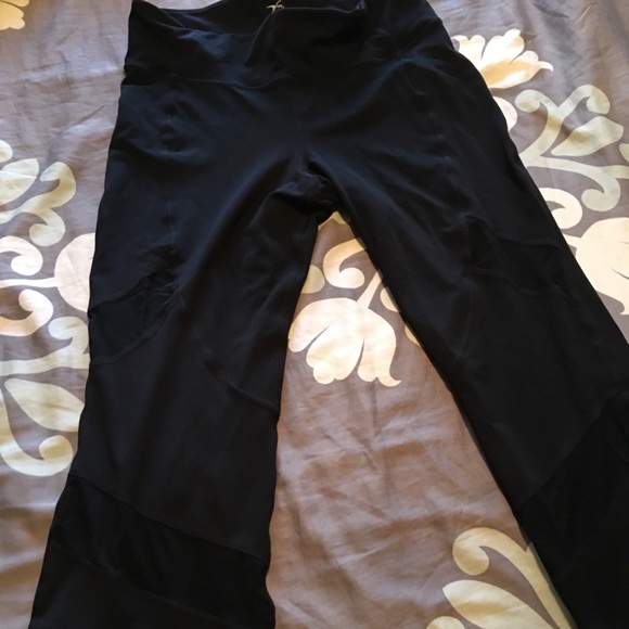 Old Navy Active & Tek gear 1X pants and shorts - Picture 2 of 6